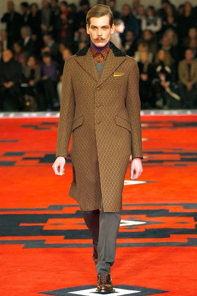 Look 21